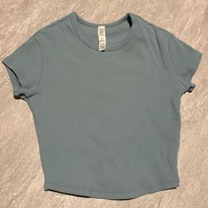 ALO Yoga Short Sleeve Top